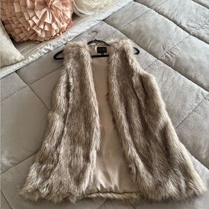 Dynamite Faux Fur Vest in Tan and Brown